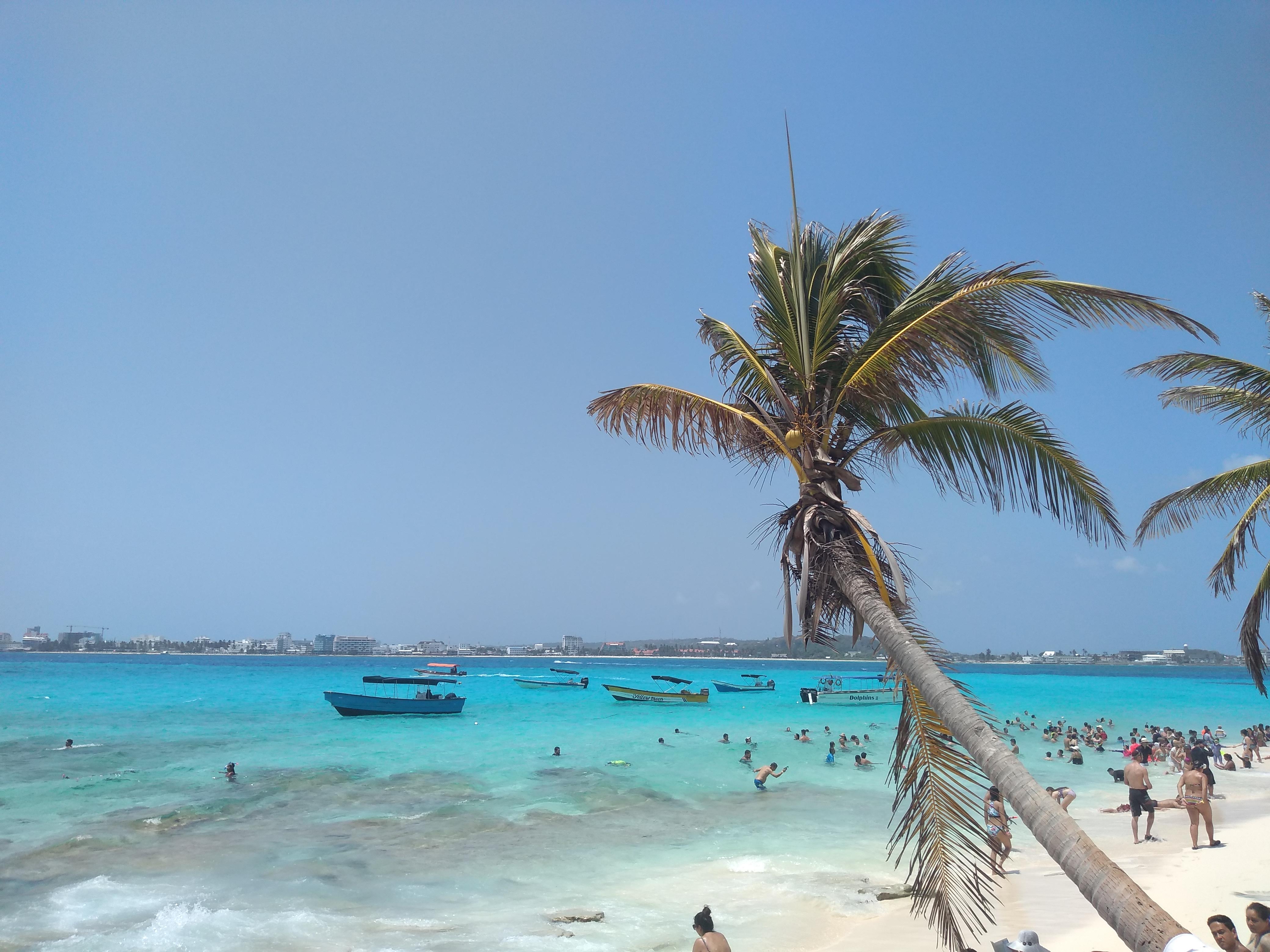 Caribbean Living in San Andres Island, Colombia